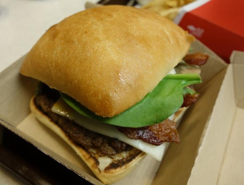 Wendys | restaurant | 6056 Burke Commons Rd, Burke, VA 22015, USA | 7032505564 OR +1 703-250-5564