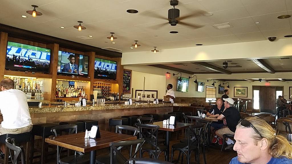 Reds Bar and Grill | restaurant | 300 N Wigwam Ave, Litchfield Park, AZ 85340, USA | 6239353811 OR +1 623-935-3811