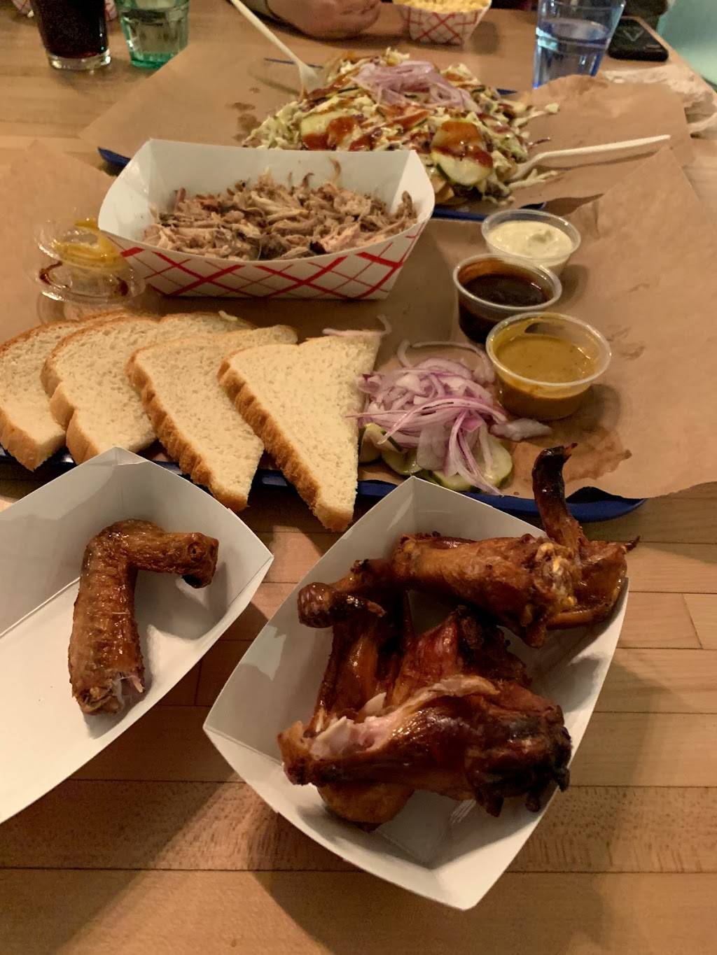 Righteous BBQ | restaurant | 17 S 2nd St, Grand Haven, MI 49417, USA | 6164147822 OR +1 616-414-7822