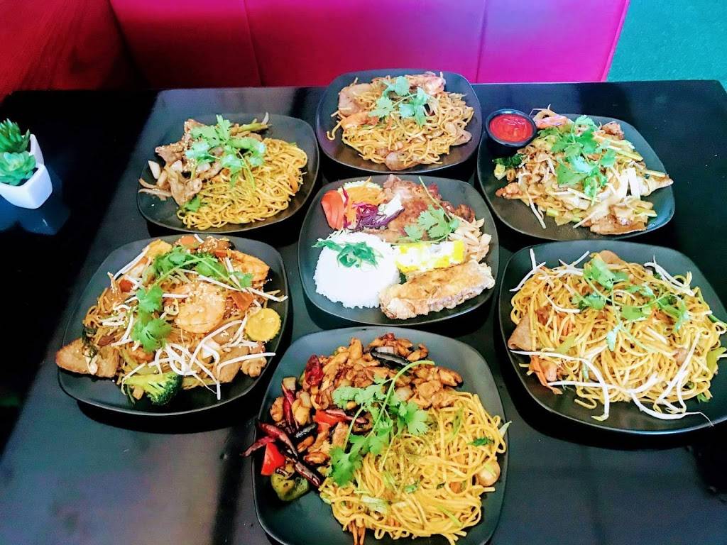 Pho Hiccup | restaurant | 36831 Garfield Rd, Clinton Twp, MI 48035, USA | 5862562705 OR +1 586-256-2705