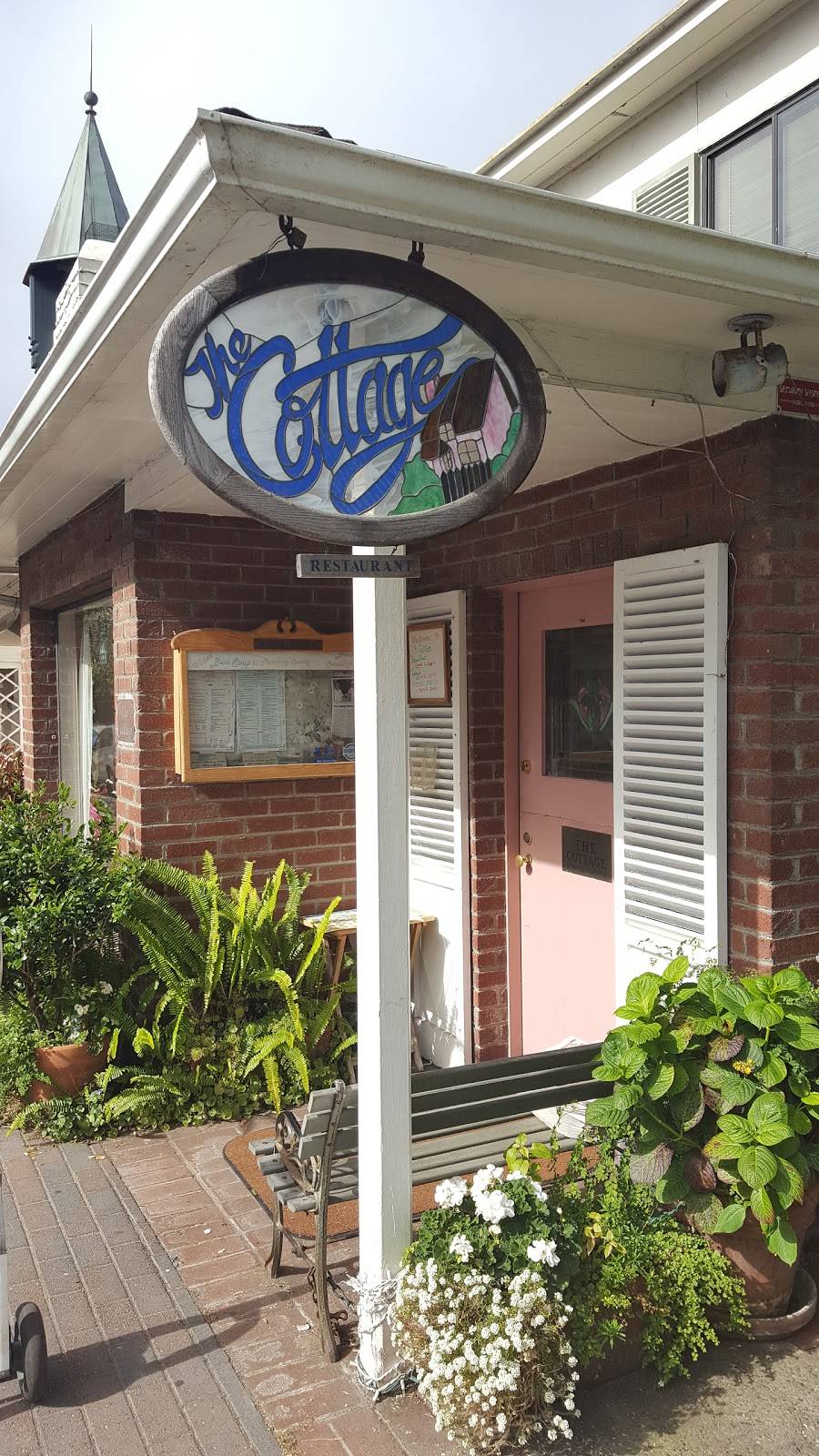 Cottage Restaurant | restaurant | 5 Lincoln St, Carmel-By-The-Sea, CA 93923, USA | 8316256260 OR +1 831-625-6260