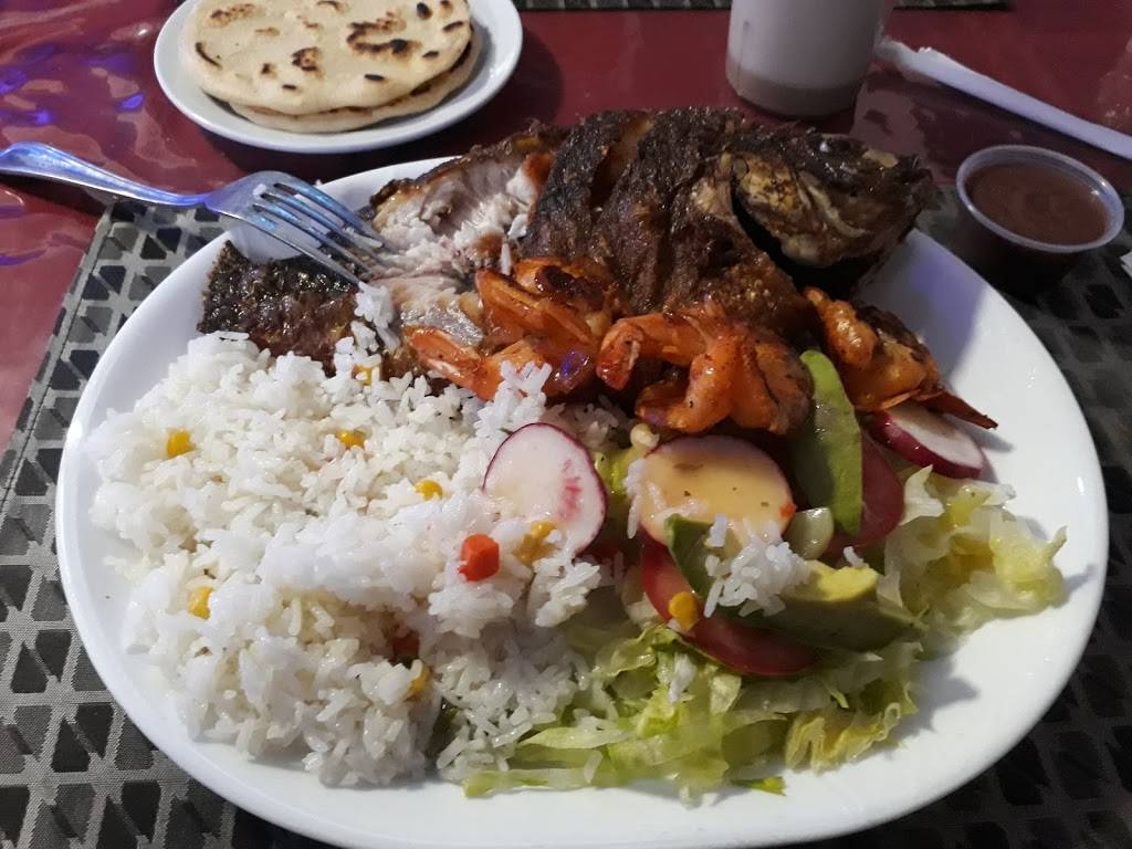 Amanecer Salvadoreño Restaurant | restaurant | 2663 Islington Ave, Etobicoke, ON M9V 2X6, Canada | 4167451793 OR +1 416-745-1793