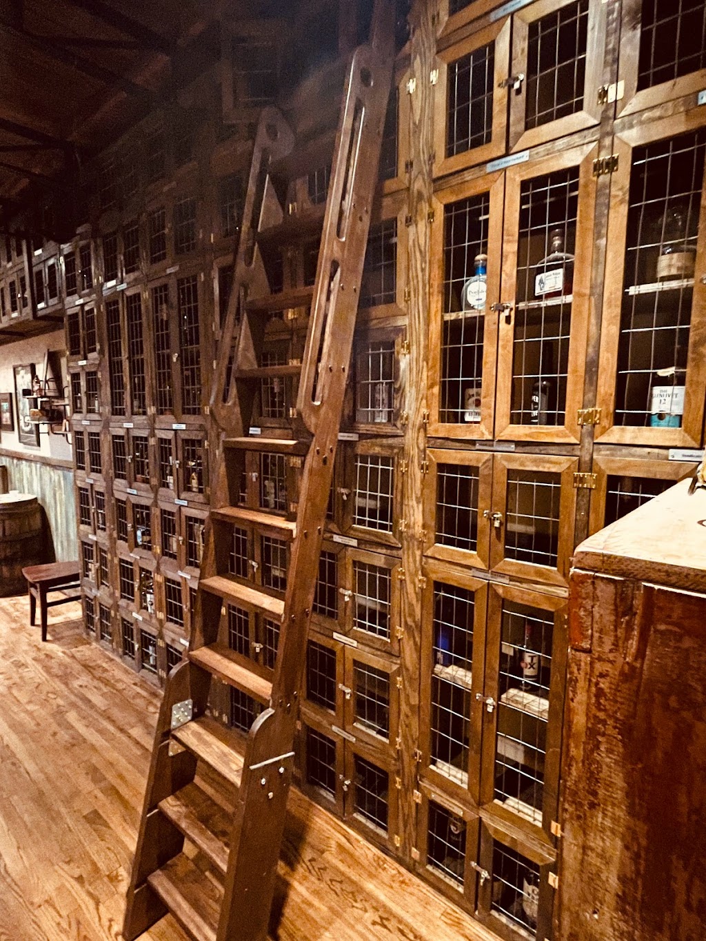 The Brand Room | restaurant | 212 W Exchange Ave, Fort Worth, TX 76164, USA | 8177069628 OR +1 817-706-9628