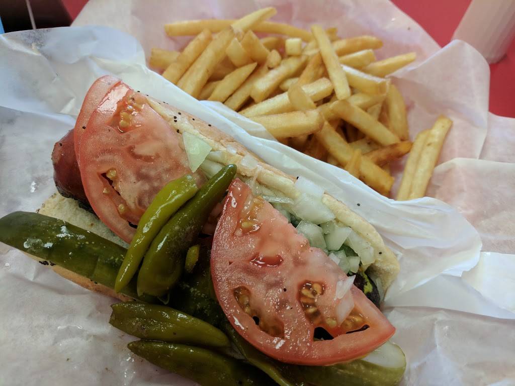 Joshs Hot Dogs | restaurant | 873 Sanders Rd, Northbrook, IL 60062, USA | 8472721177 OR +1 847-272-1177
