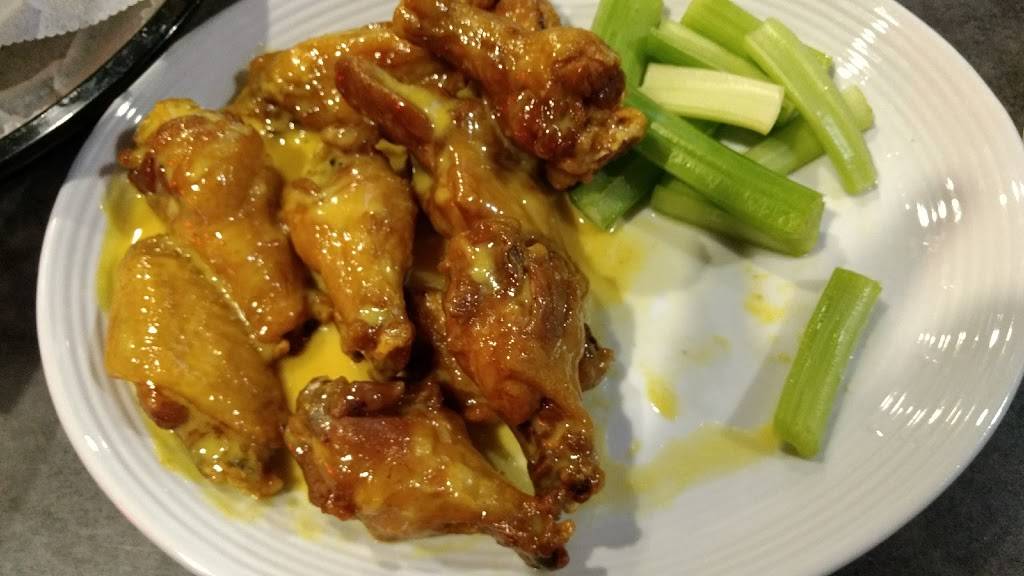 Wings & Ale | restaurant | Suite C, 125 Outlet Pointe Blvd, Columbia, SC 29210, USA | 8037501700 OR +1 803-750-1700