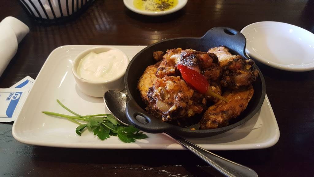 Carrabbas Italian Grill | restaurant | 8406 Blanding Blvd, Orange Park, FL 32073, USA | 9047772225 OR +1 904-777-2225