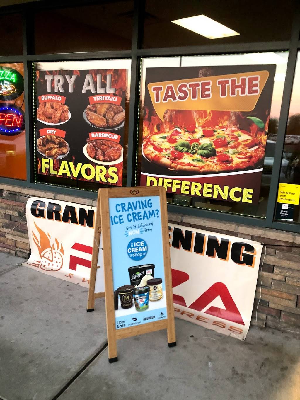 Pizza & Wings Express | restaurant | 1175 W Ray Rd # 5, Chandler, AZ 85224, USA | 4806872268 OR +1 480-687-2268