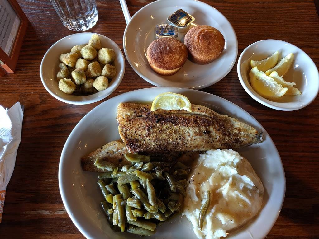 Cracker Barrel Old Country Store | restaurant | 1295 S Walnut Ave, Cookeville, TN 38501, USA | 9313722002 OR +1 931-372-2002