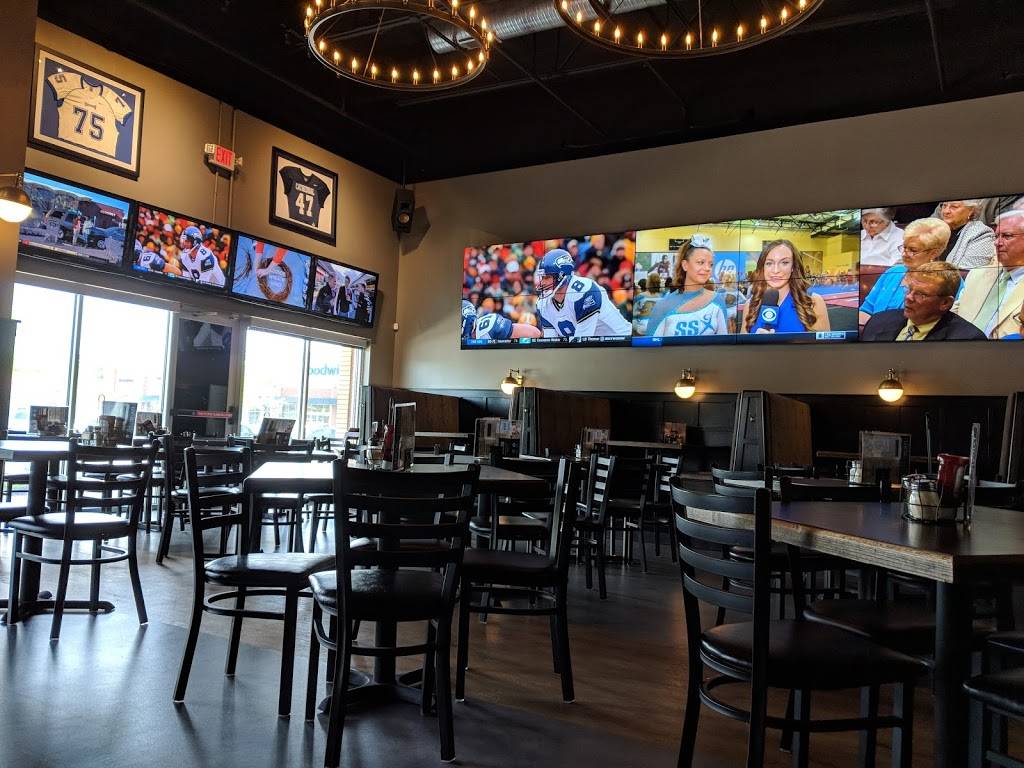 Ale Emporium Fishers | restaurant | 11501 Geist Pavilion Dr, Fishers, IN 46037, USA | 3172887394 OR +1 317-288-7394