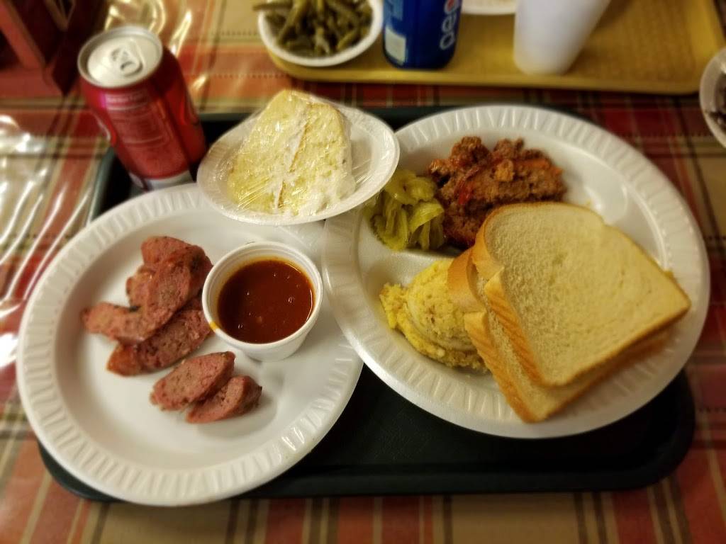 Snogas Bbq | restaurant | 2567 Goliad Rd, San Antonio, TX 78223, USA | 2103336162 OR +1 210-333-6162