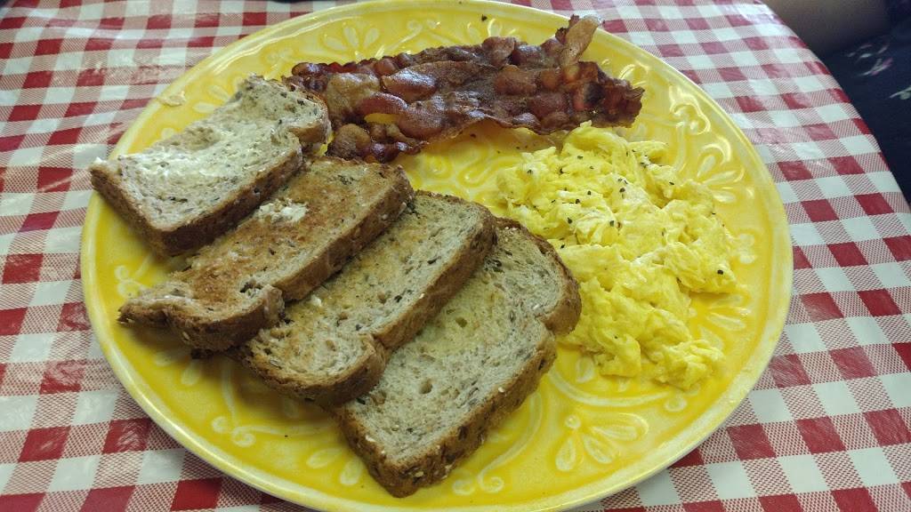 Henrys Market | restaurant | 1901 Anderson Hwy # A, Powhatan, VA 23139, USA | 8043790073 OR +1 804-379-0073