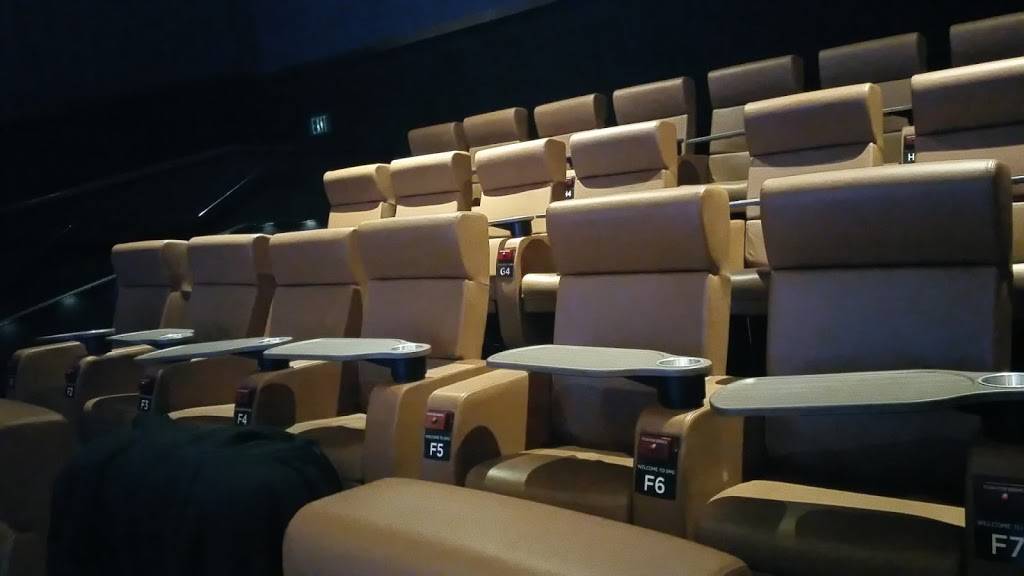 Studio Movie Grill Plano | restaurant | 4721 W Park Blvd, Plano, TX 75093, USA | 4694058527 OR +1 469-405-8527