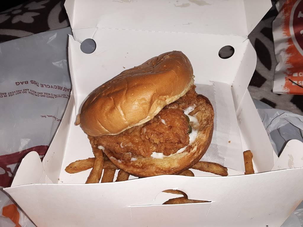 Popeyes Louisiana Kitchen | restaurant | 4555 Roswell Rd, Atlanta, GA 30342, USA | 4042016935 OR +1 404-201-6935