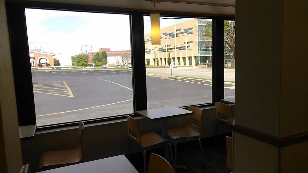 Wendys | restaurant | 4140 Rainbow Blvd, Kansas City, KS 66103, USA | 9134327352 OR +1 913-432-7352