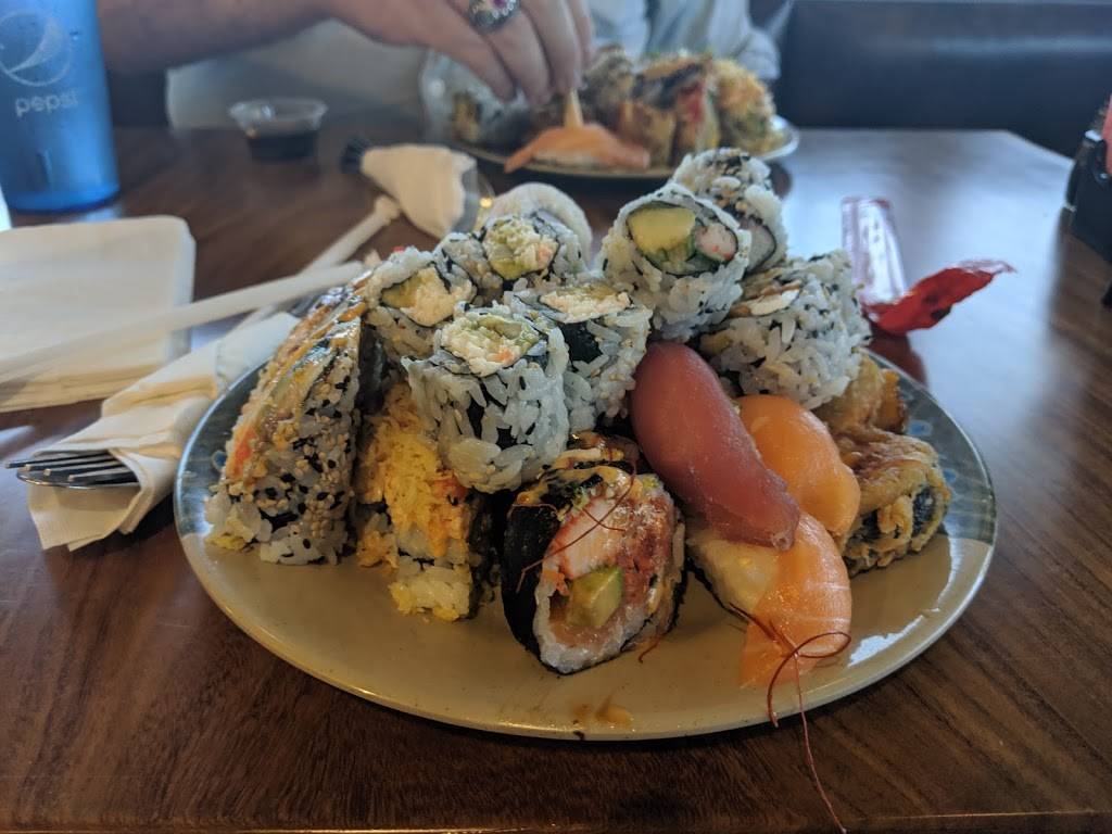 Hibachi Buffet | restaurant | 111 E Lake St, Minneapolis, MN 55408, USA | 6128253099 OR +1 612-825-3099