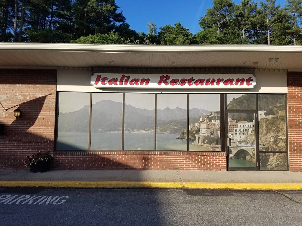 Trattoria Amalfi | restaurant | 385 S Broadway, Salem, NH 03079, USA | 6038935773 OR +1 603-893-5773
