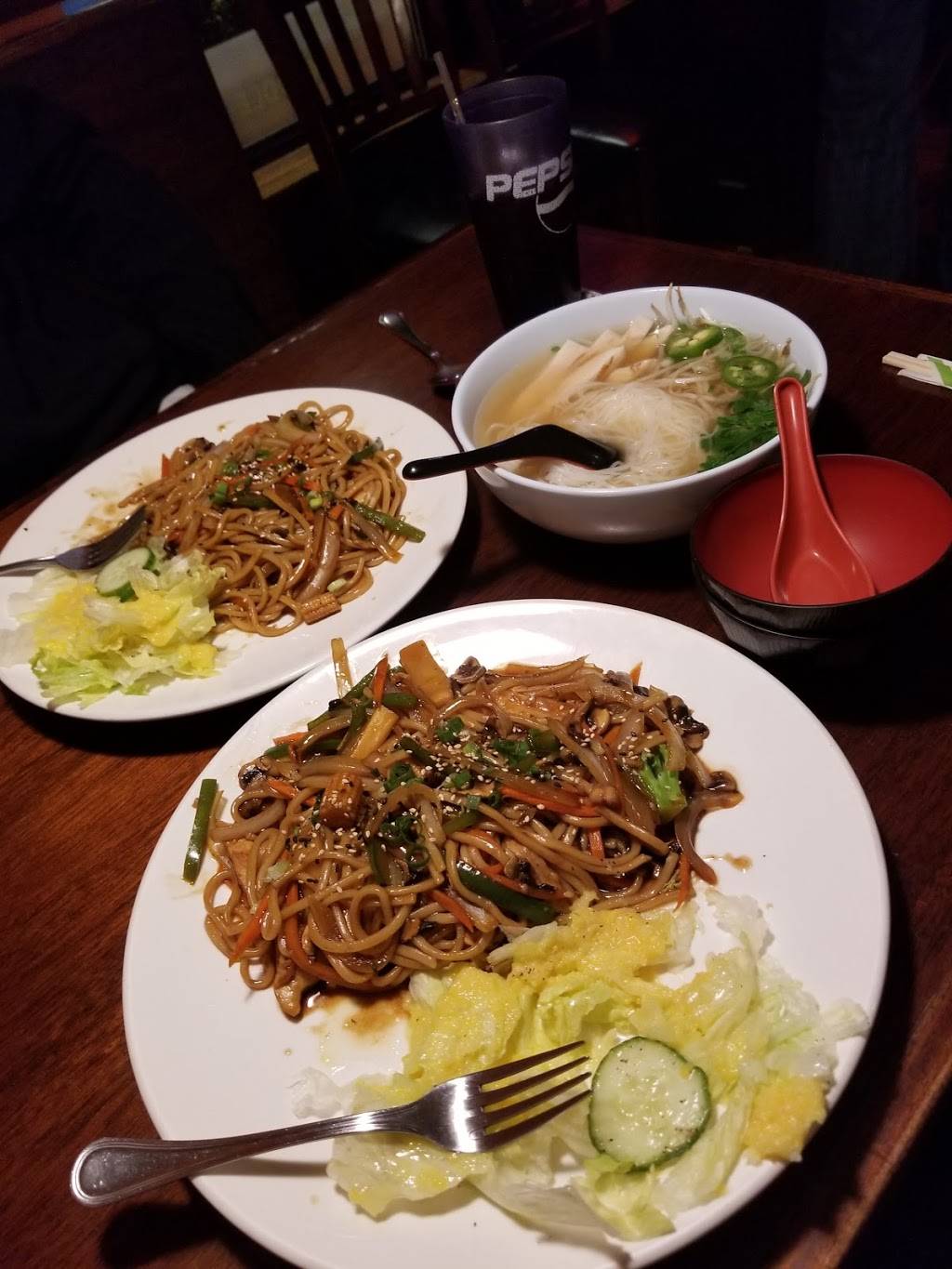 Mr Noodle & Rice | restaurant | 19 Weems Ln, Winchester, VA 22601, USA | 5406624213 OR +1 540-662-4213