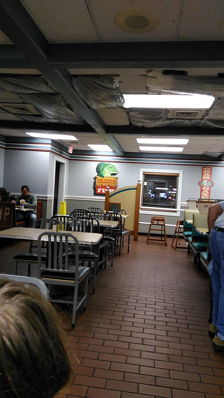 Long John Silvers | restaurant | 2904 N Navarro St, Victoria, TX 77901, USA | 3612374982 OR +1 361-237-4982