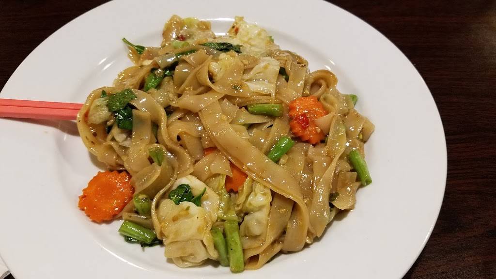 Chada Thai | restaurant | 1335 E Whitestone Blvd, Cedar Park, TX 78613, USA | 5122604165 OR +1 512-260-4165