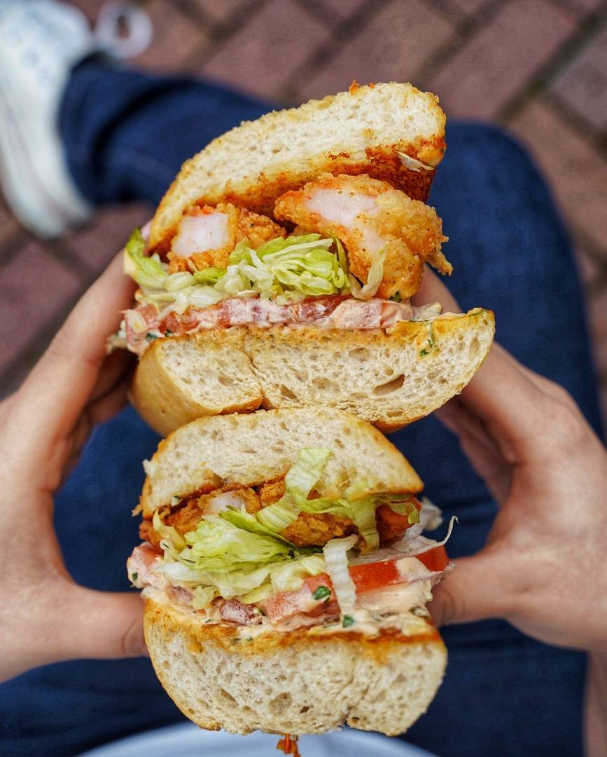 The Toasted Yolk Cafe | restaurant | 207 E Shore Dr STE #100, The Woodlands, TX 77380, USA | 8328443991 OR +1 832-844-3991