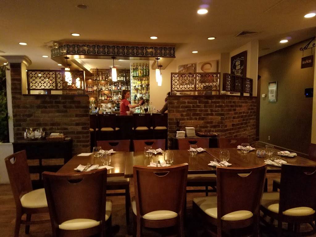 Mezon Tapas Bar & Restaurant | restaurant | 56 Mill Plain Rd, Danbury, CT 06811, USA | 2037480875 OR +1 203-748-0875