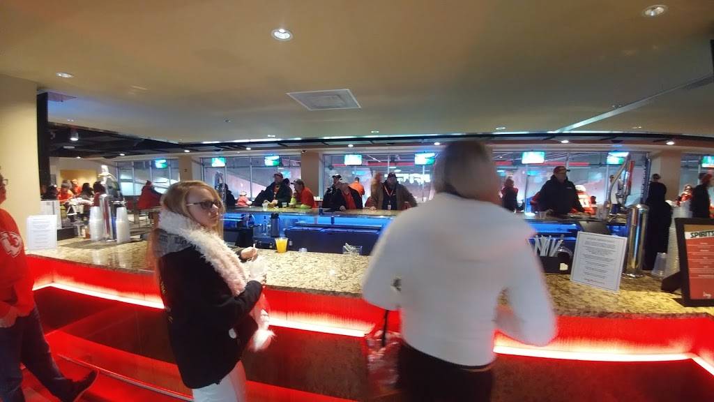 Founders Club | restaurant | 1 Arrowhead Dr, Kansas City, MO 64129, USA | 8169209300 OR +1 816-920-9300