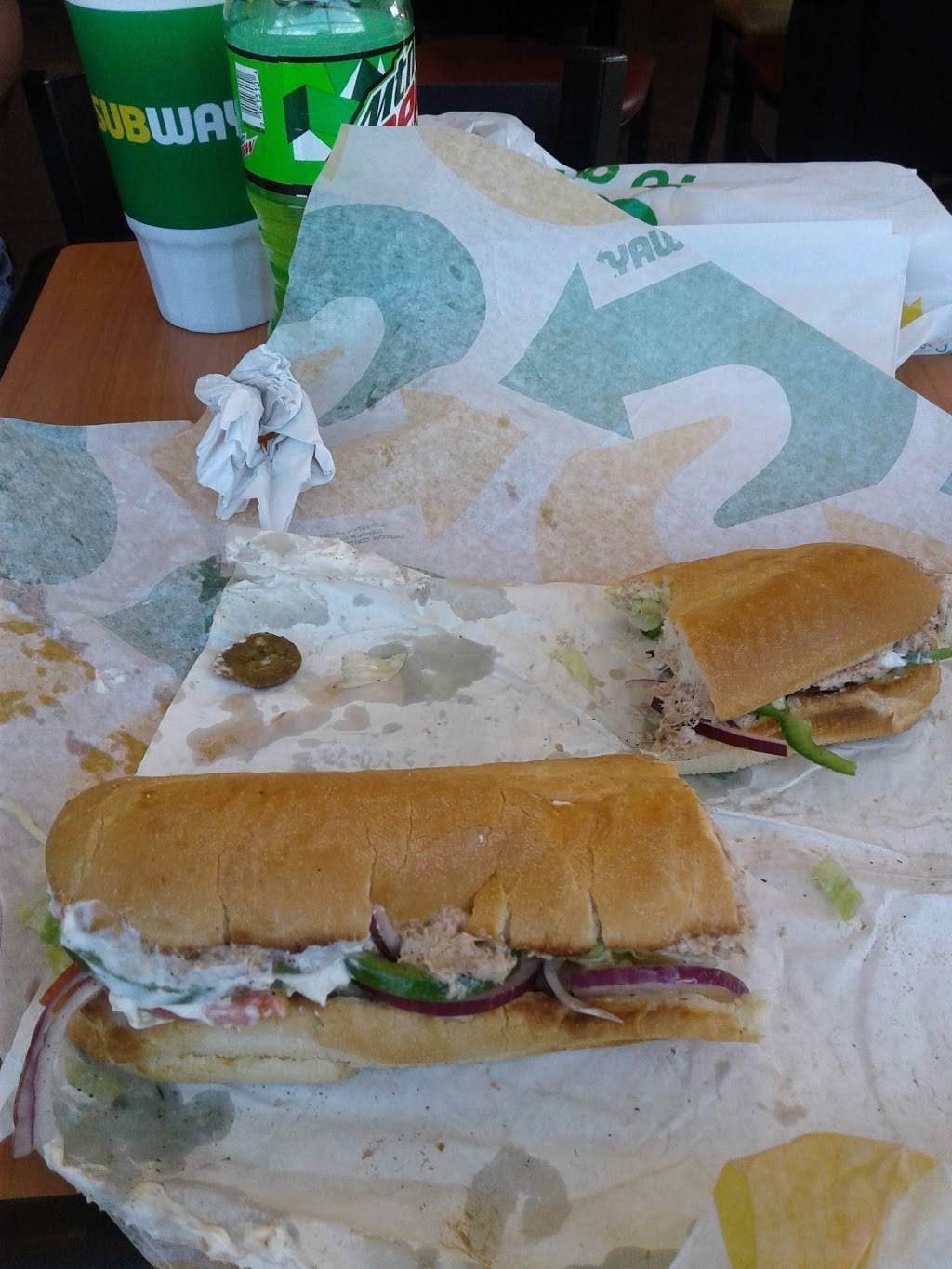 Subway | restaurant | 650 S Wayne St, Milledgeville, GA 31061, USA | 4784510102 OR +1 478-451-0102