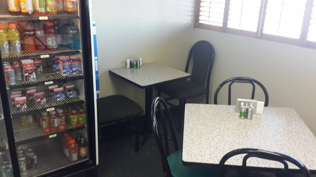 Parkway Cafe | restaurant | 225 Industrial Pkwy S, Aurora, ON L4G 3V5, Canada | 9057131290 OR +1 905-713-1290