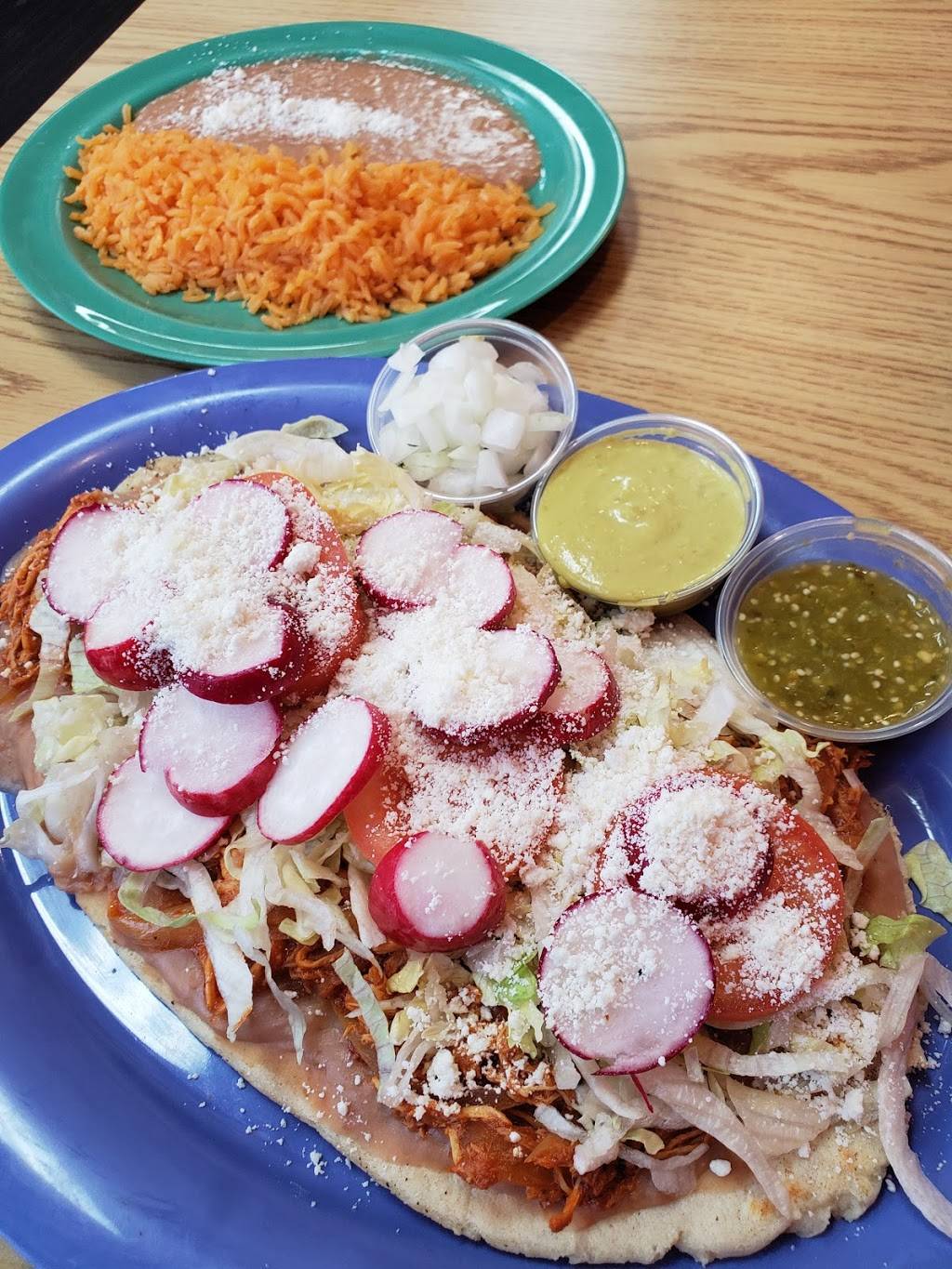 Taqueria El Buen Gusto | restaurant | 821 Maryland Ave E, St Paul, MN 55106, USA | 6517567288 OR +1 651-756-7288