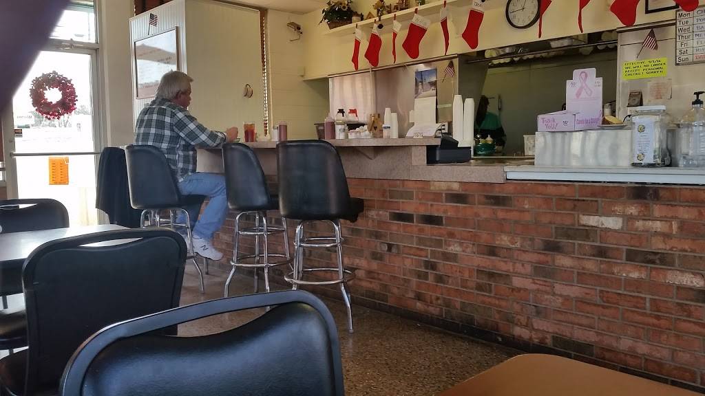 Courthouse Cafe | restaurant | 880 Village Hwy, Rustburg, VA 24588, USA | 4343323301 OR +1 434-332-3301