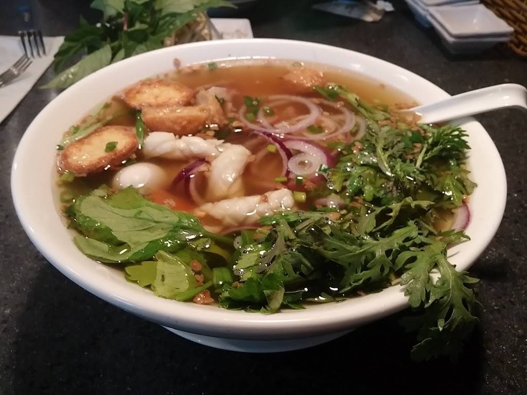 Le Delights - Banh Mi & Pho | restaurant | 8095 Macon Rd, Cordova, TN 38018, USA | 9012072746 OR +1 901-207-2746