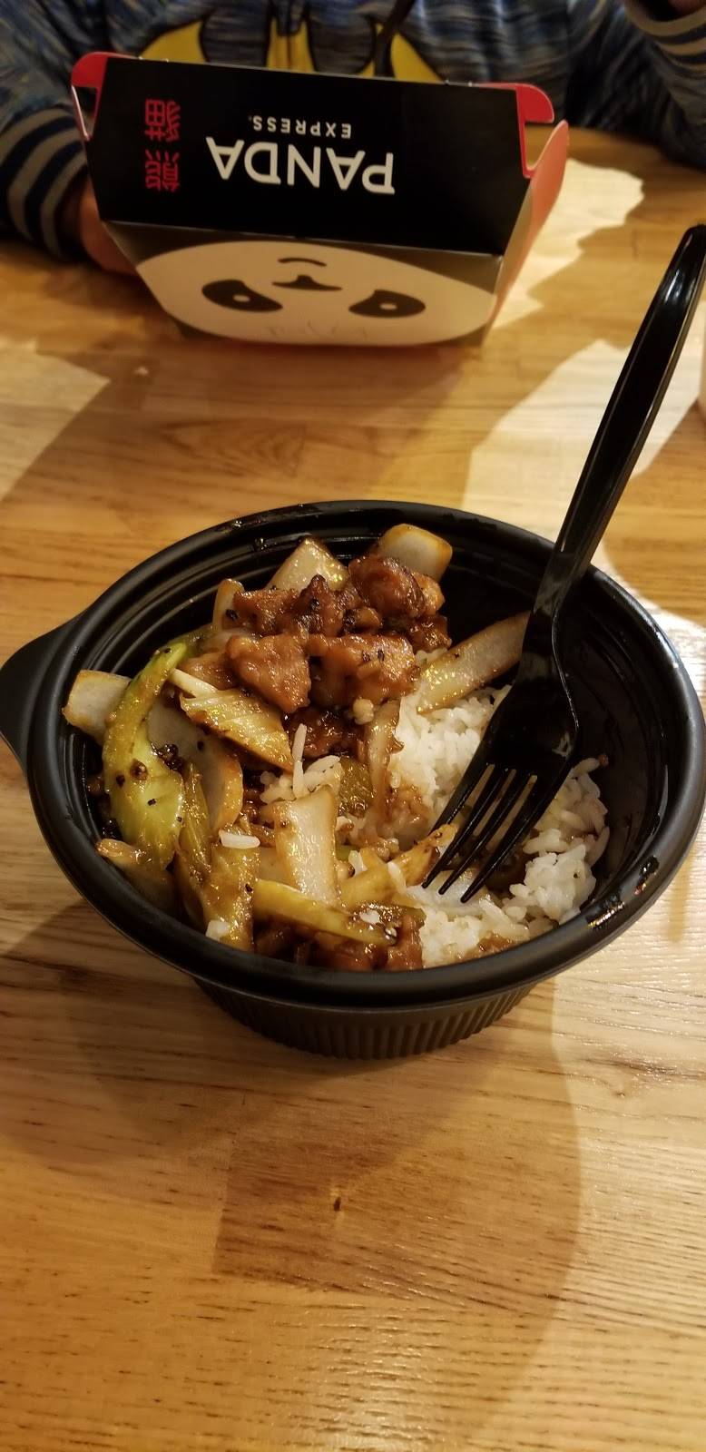 Panda Express | restaurant | 1541 N Victory Pl, Burbank, CA 91506, USA | 8188414337 OR +1 818-841-4337