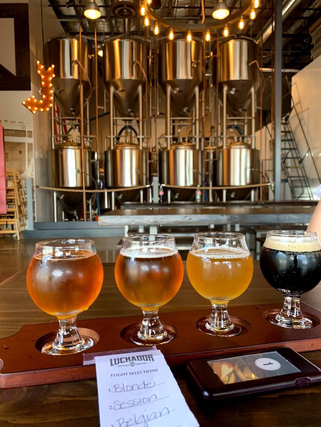 Luchador Brewing Company | restaurant | 15941 Pomona Rincon Rd Suite 100, Chino Hills, CA 91709, USA | 9093158206 OR +1 909-315-8206