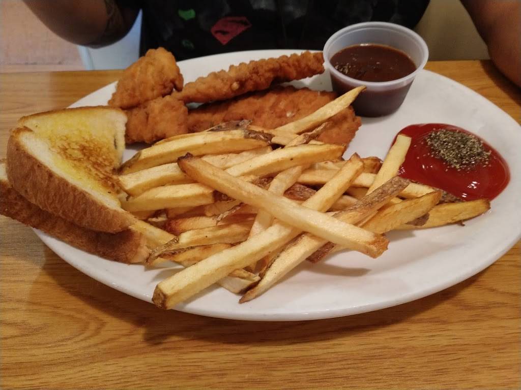 Farmers BBQ | restaurant | 424 Old South Church St, Mountain City, TN 37683, USA | 4237278999 OR +1 423-727-8999