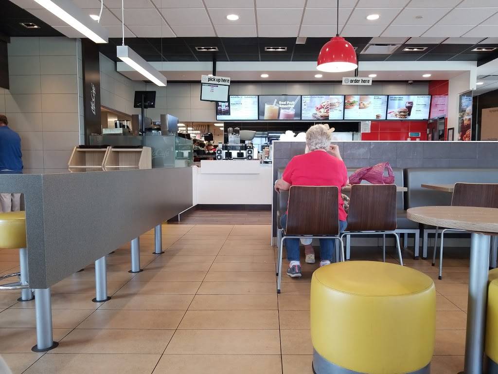 McDonalds | cafe | 517 Steinwehr Ave, Gettysburg, PA 17325, USA | 7173345920 OR +1 717-334-5920