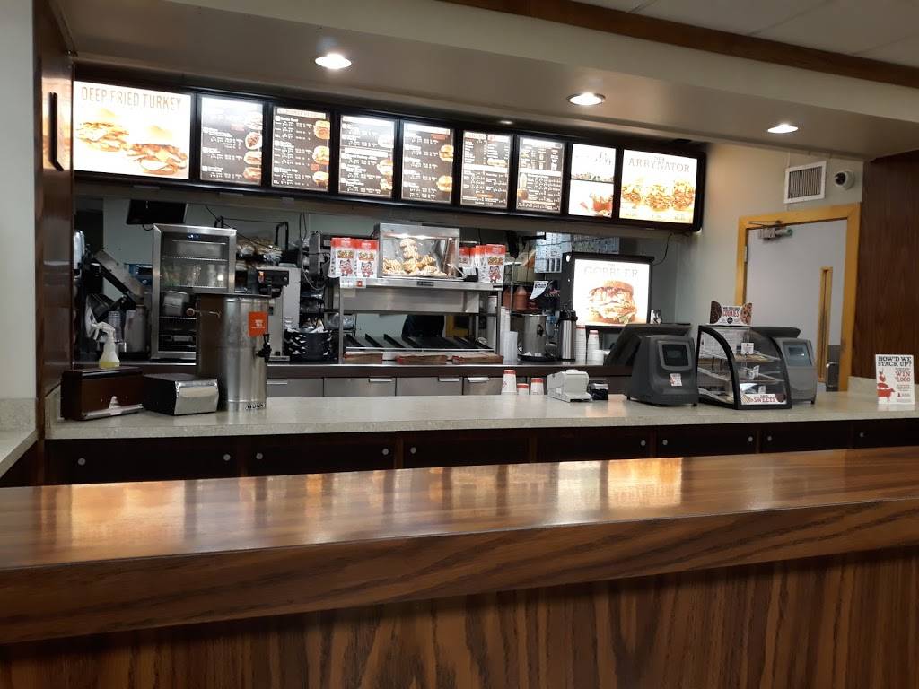 Arbys | restaurant | 3660 West Rd, Trenton, MI 48183, USA | 7346753250 OR +1 734-675-3250