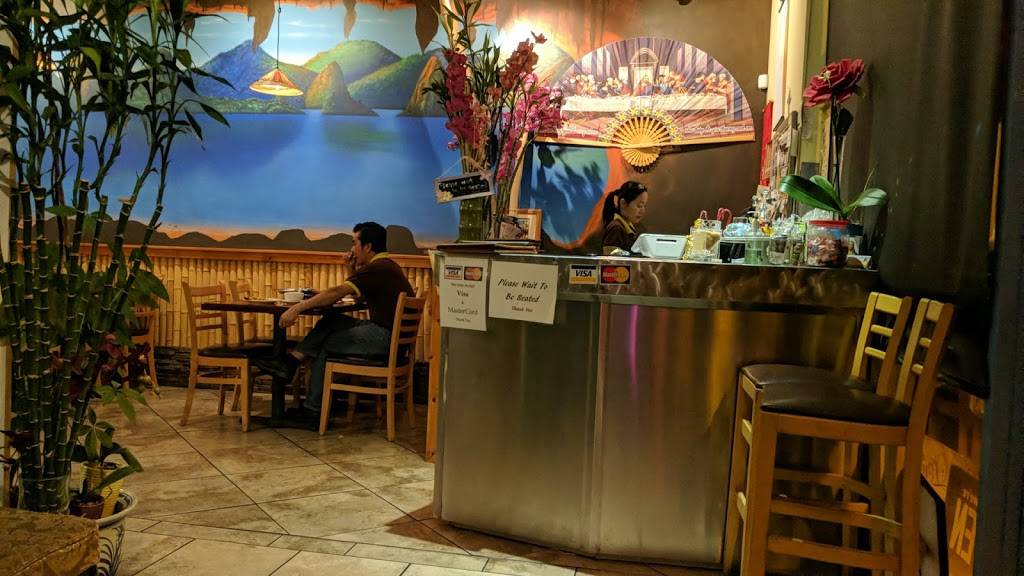 Ha Long Bay | restaurant | 7245 E Tanque Verde Rd, Tucson, AZ 85715, USA | 5205711338 OR +1 520-571-1338