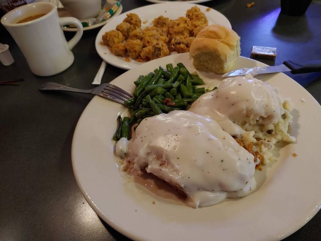 Timber Creek Bar & Grill | restaurant | 14 E Amity St, Louisburg, KS 66053, USA | 9138372600 OR +1 913-837-2600