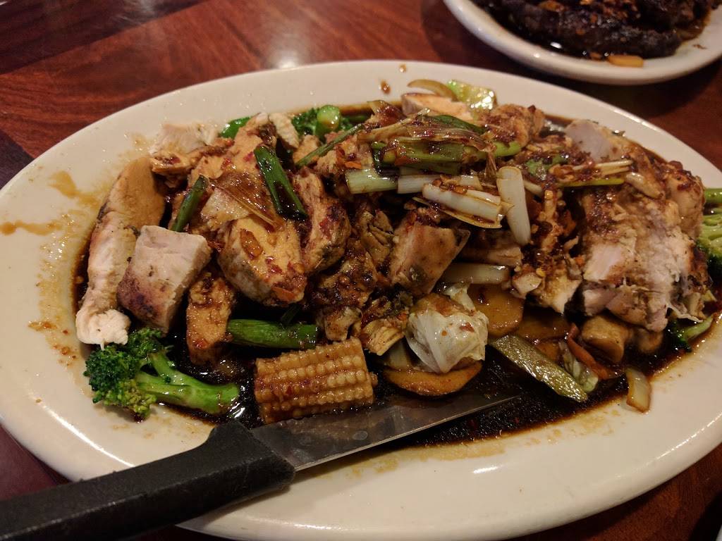 Bangkok Crossing | restaurant | 620 Woodward Ave, Detroit, MI 48226, USA | 3139613861 OR +1 313-961-3861