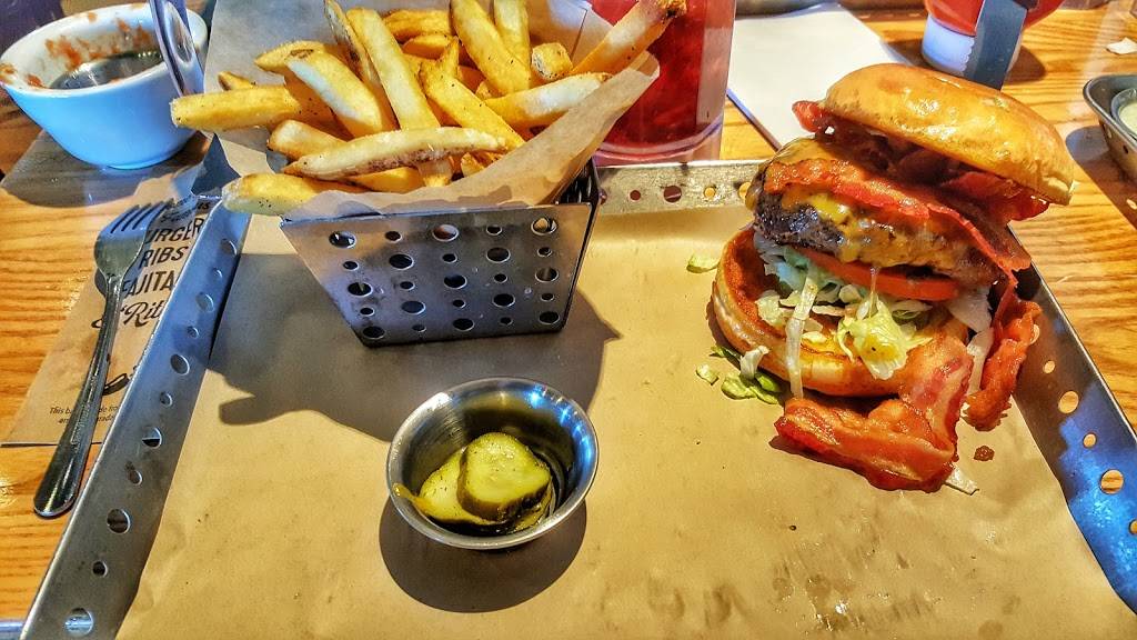 Chilis Grill & Bar | restaurant | 1001 Unser Blvd SE, Rio Rancho, NM 87124, USA | 5059943550 OR +1 505-994-3550