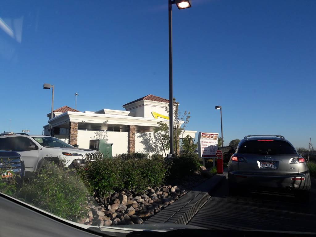 In-N-Out Burger | restaurant | 601 W Main St, American Fork, UT 84003, USA | 8007861000 OR +1 800-786-1000