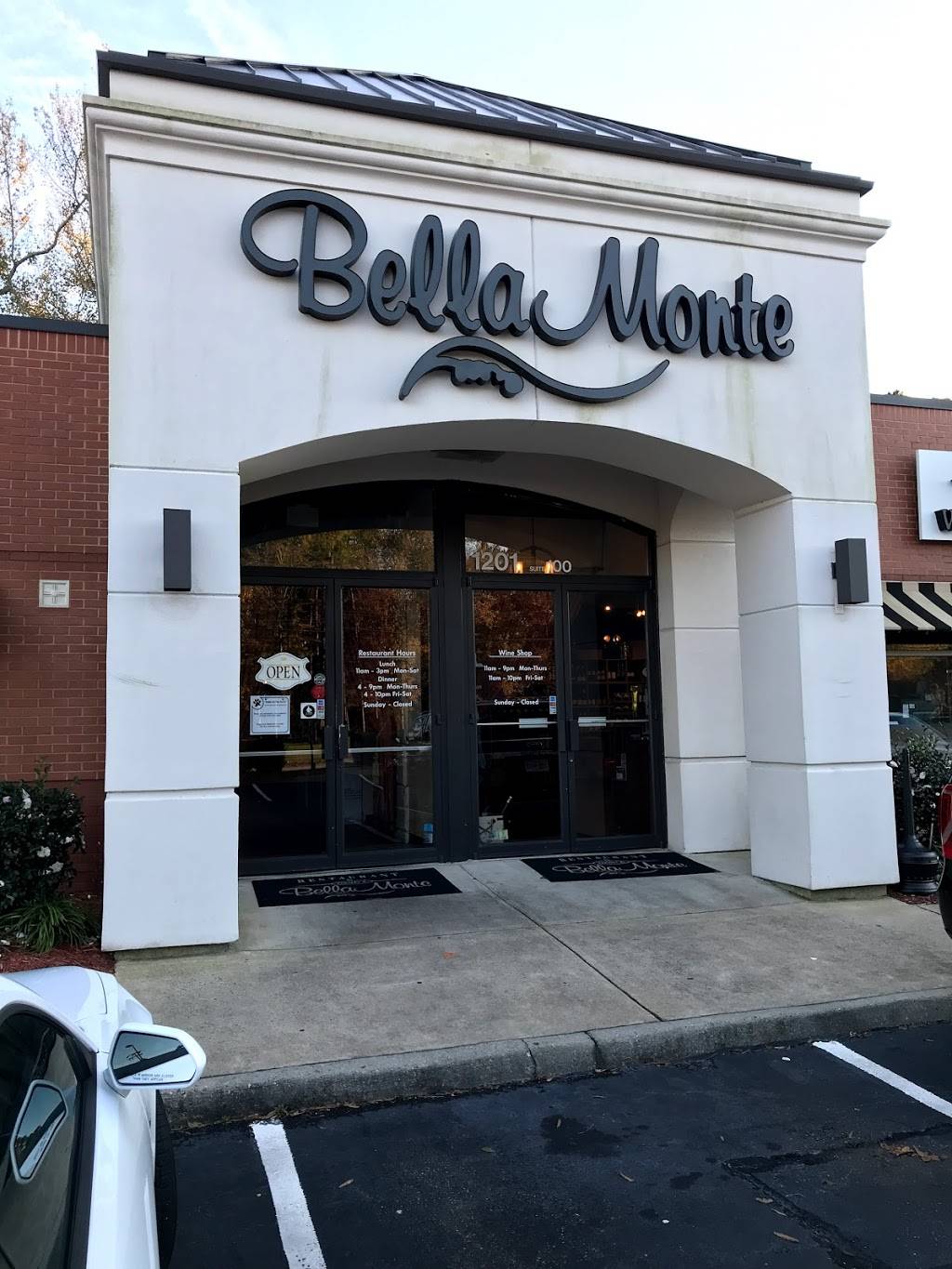 Bella Monte Restaurant & Enoteca | restaurant | 1201 Laskin Rd #100, Virginia Beach, VA 23451, USA | 7574256290 OR +1 757-425-6290