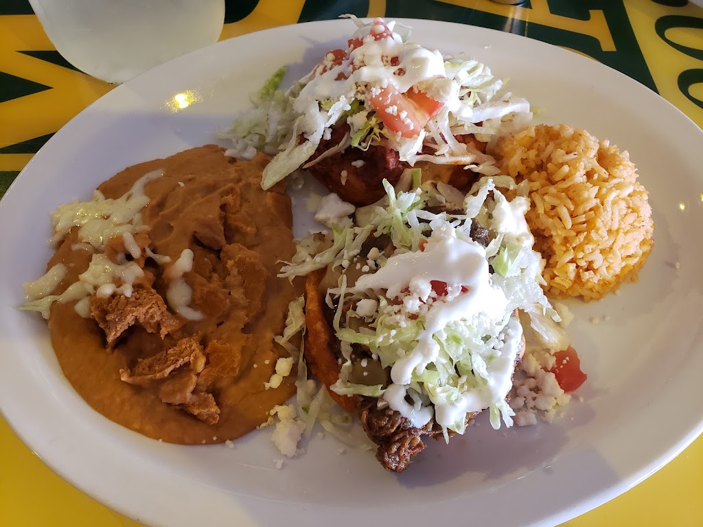 Los Corajudos Del Gordo Burritos Y Desayunos | restaurant | 544 N Yarbrough Dr, El Paso, TX 79915, USA | 9152199884 OR +1 915-219-9884