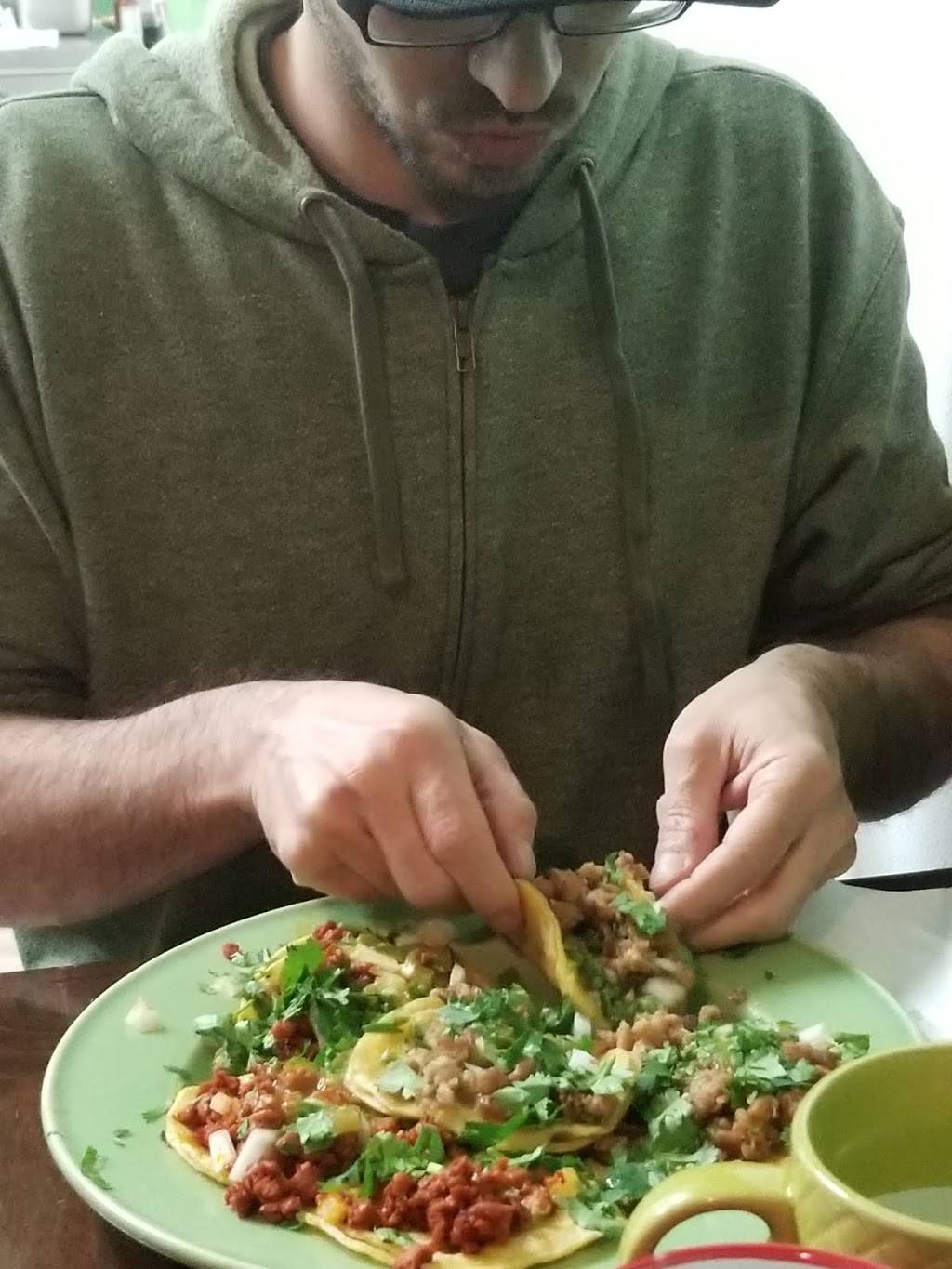 Borreguitas | restaurant | 977 S Garey Ave, Pomona, CA 91766, USA | 6263910700 OR +1 626-391-0700