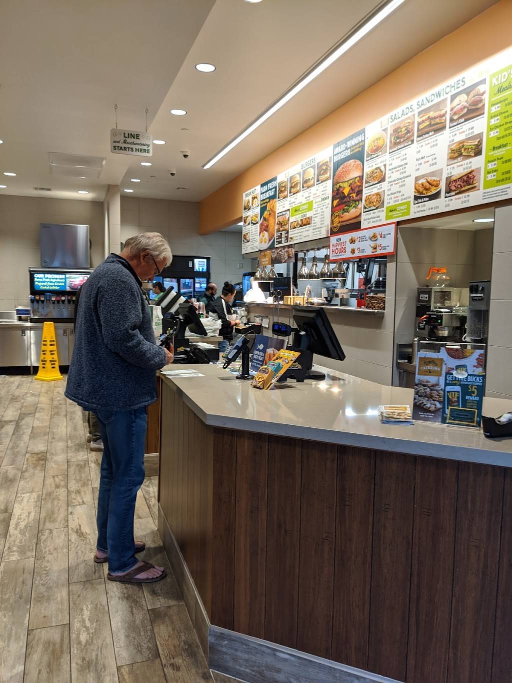 Farmer Boys | restaurant | 1057 Academy Dr, Thousand Oaks, CA 91320, USA | 8054800500 OR +1 805-480-0500