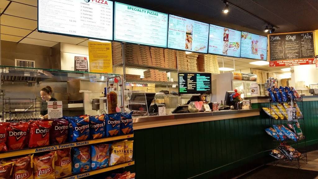 Kendall Pond Pizza II | restaurant | 81 Main St, Dover, NH 03820, USA | 6037499248 OR +1 603-749-9248