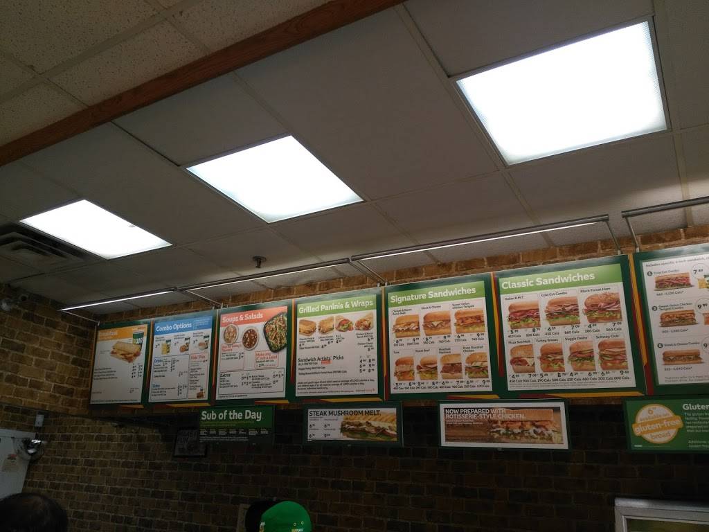Subway | restaurant | 7700 Hurontario St, Brampton, ON L6Y 4M3, Canada | 9054534747 OR +1 905-453-4747