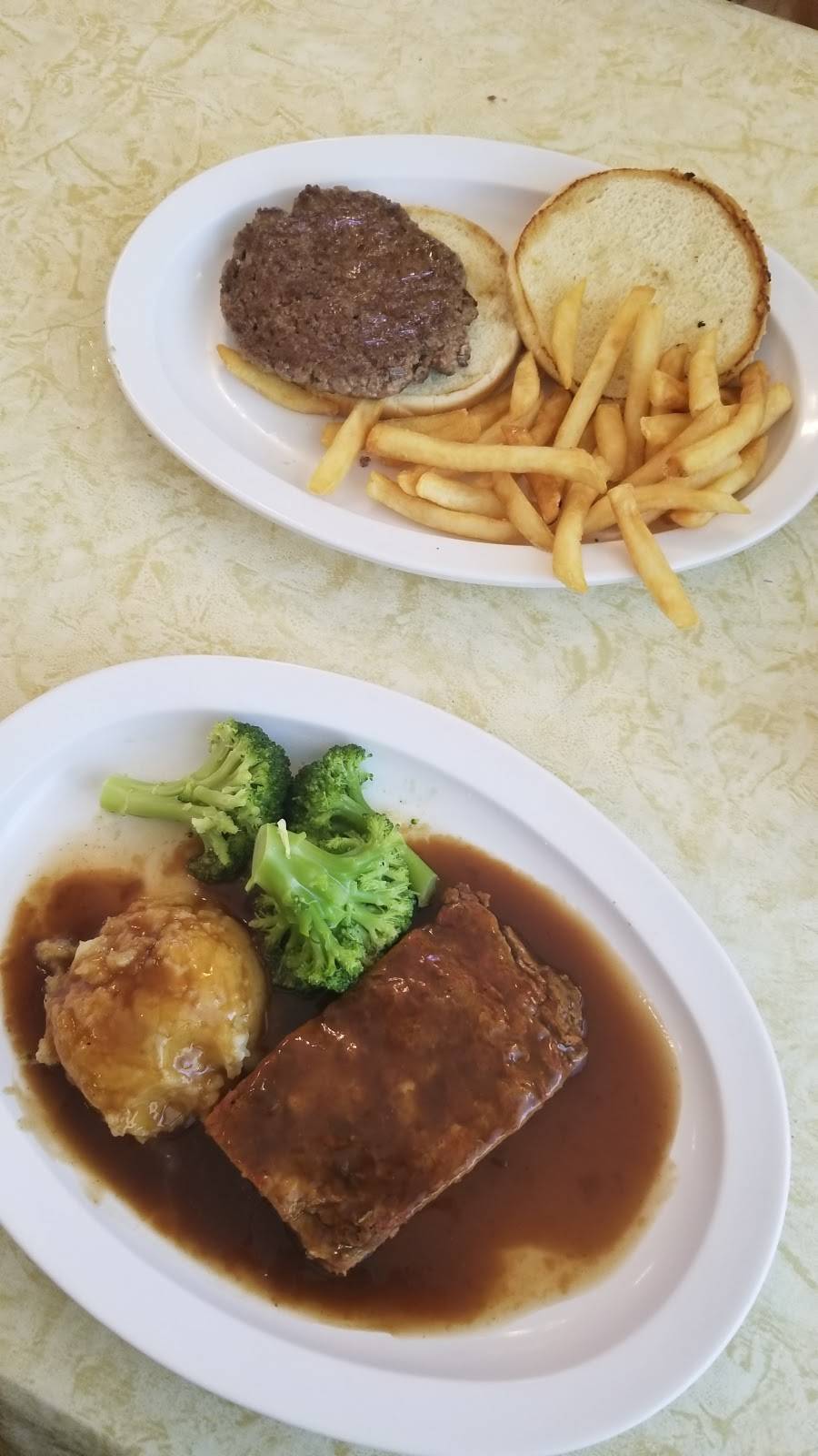 Olympia Restaurant | restaurant | 3245 Tamiami Trail, Port Charlotte, FL 33952, USA | 9412553440 OR +1 941-255-3440