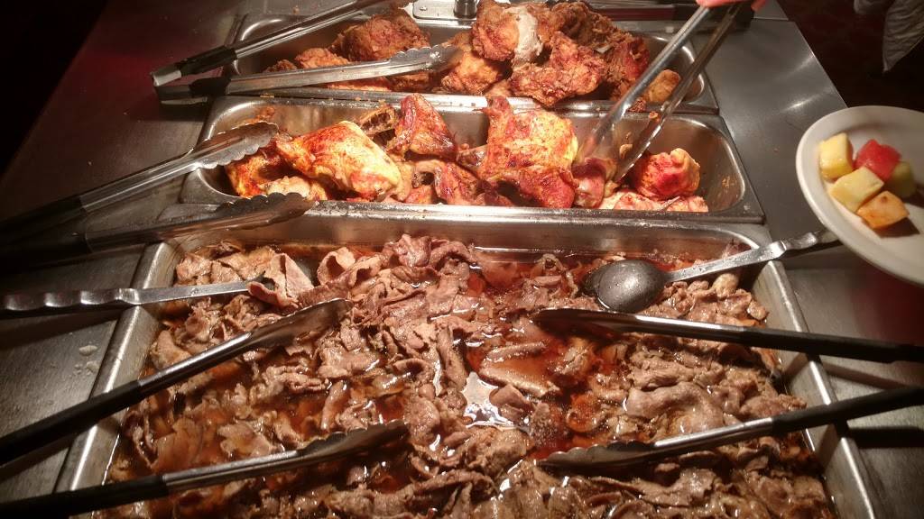 Sawas Old Warsaw Restaurant | restaurant | 9200 W Cermak Rd, Broadview, IL 60155, USA | 7083439040 OR +1 708-343-9040