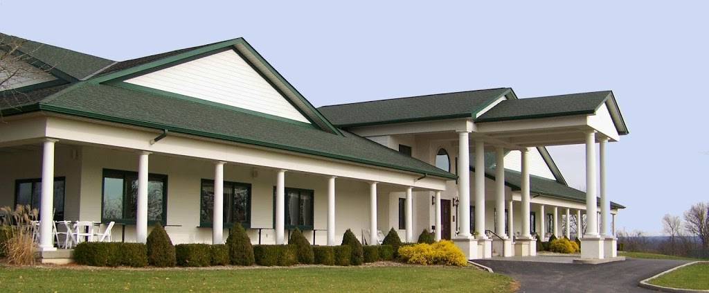 Dearborn Country Club | restaurant | 170 Country Club Rd, Aurora, IN 47001, USA | 8129261747 OR +1 812-926-1747